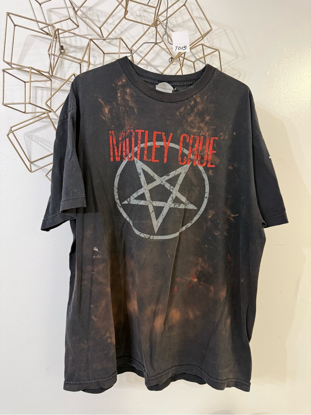 2005 Y2K Motley Crue tee